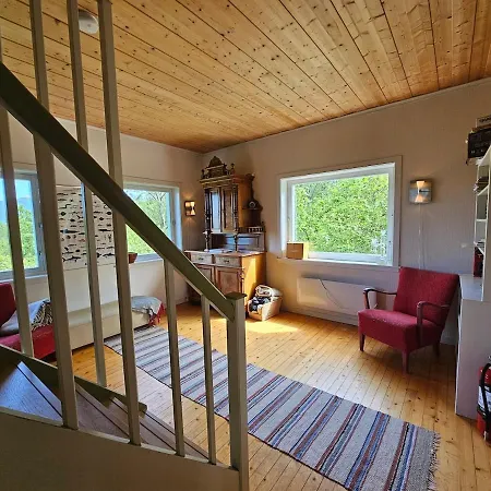 Swiss - Fjord, Forest & Mountain Views Feriehus *