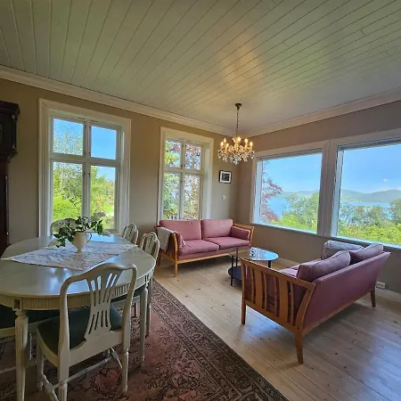 Swiss - Fjord, Forest & Mountain Views Feriehus Hoem